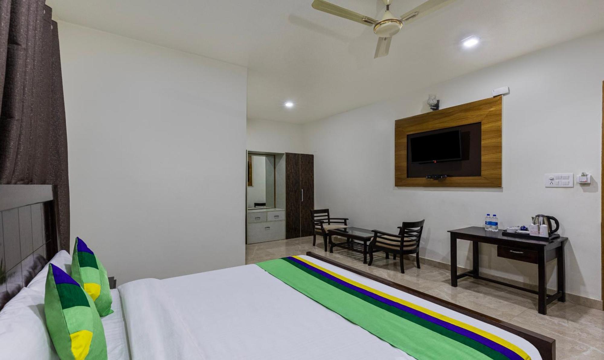 Treebo Olive Lake View Inn June Estate บีมตาล ภายนอก รูปภาพ