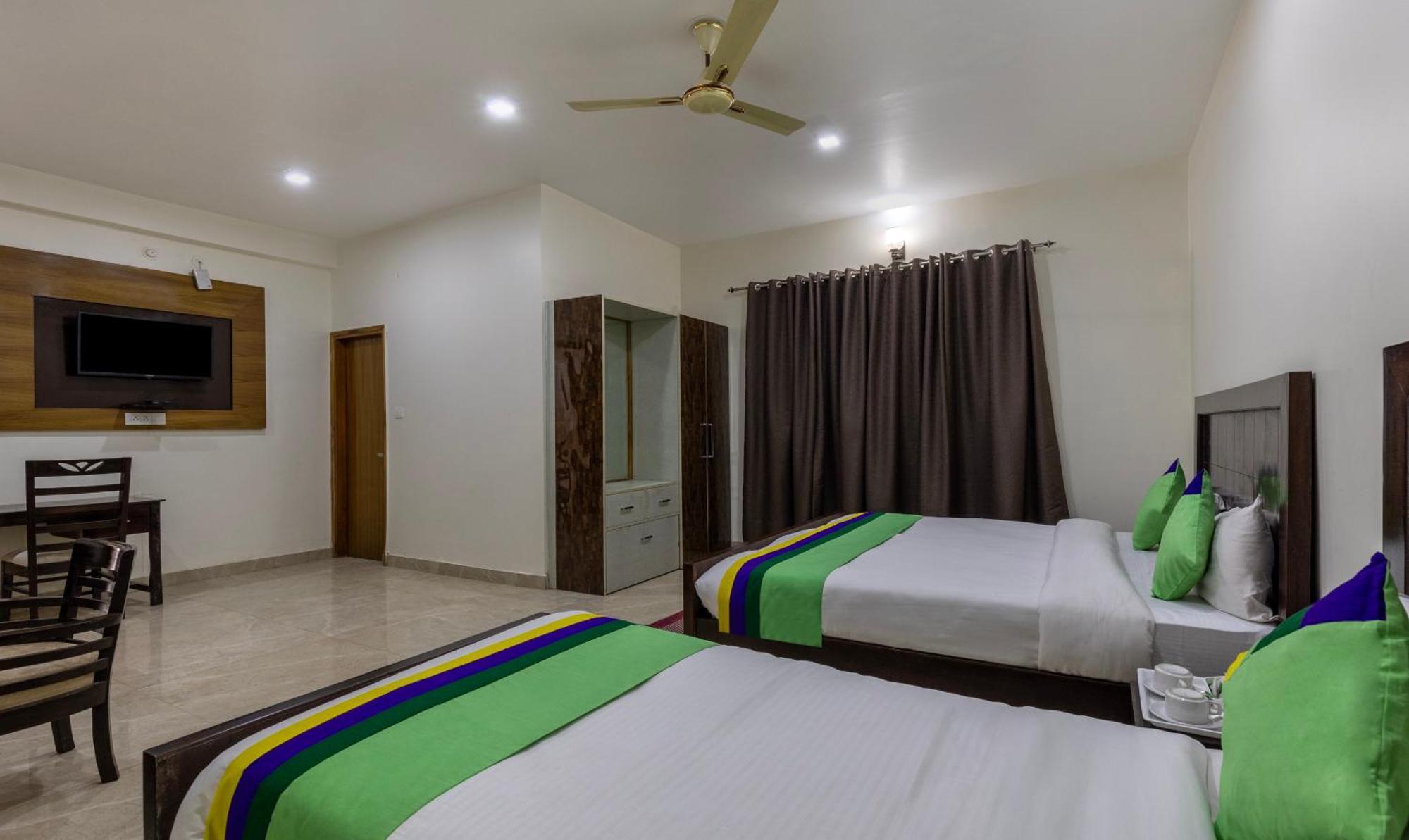 Treebo Olive Lake View Inn June Estate บีมตาล ภายนอก รูปภาพ