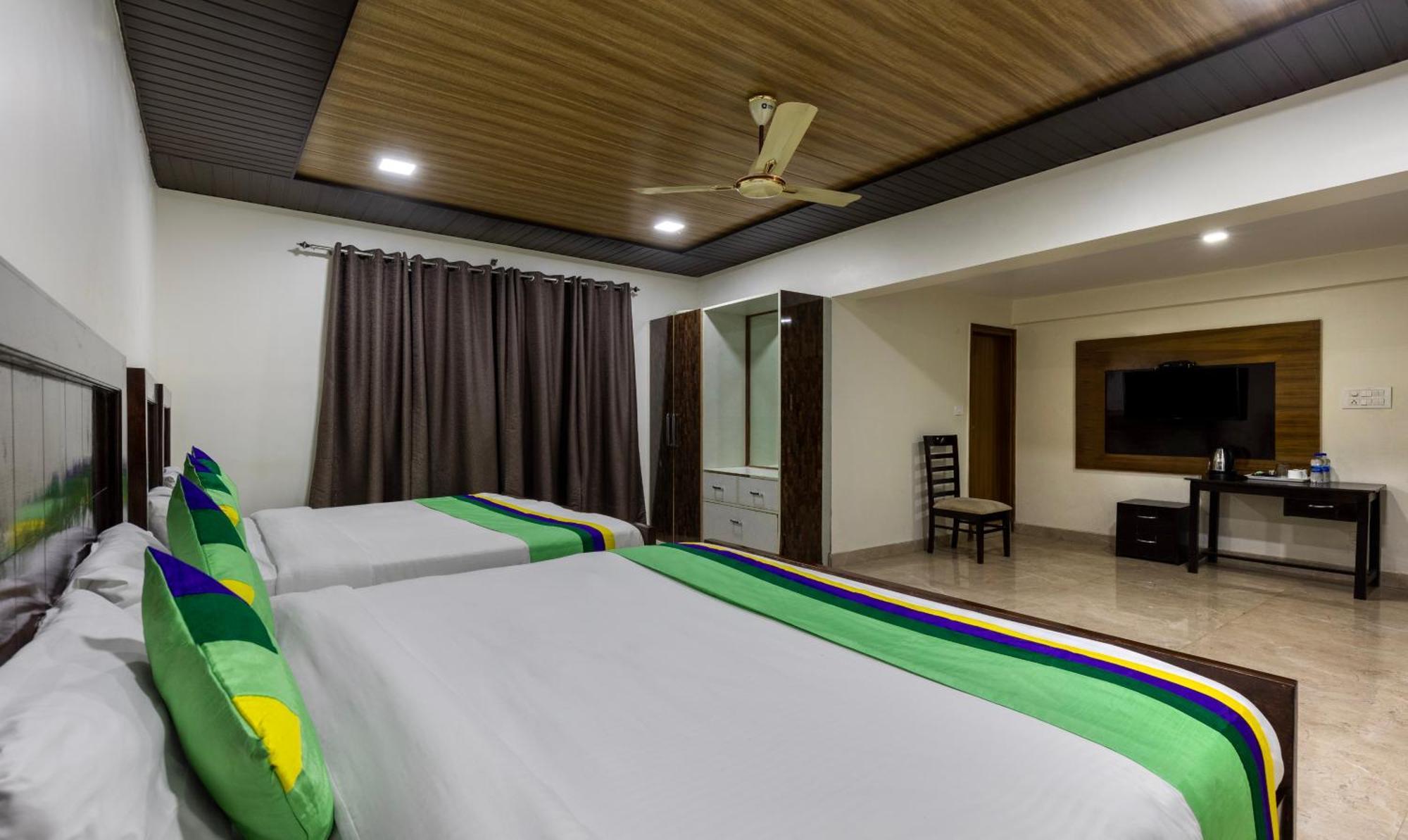 Treebo Olive Lake View Inn June Estate บีมตาล ภายนอก รูปภาพ